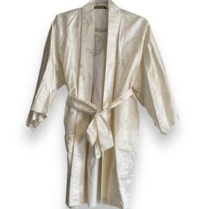 Vintage White Silk Embroidered Flowing Kawaii Tie Belt Kimono Jacket Size Large